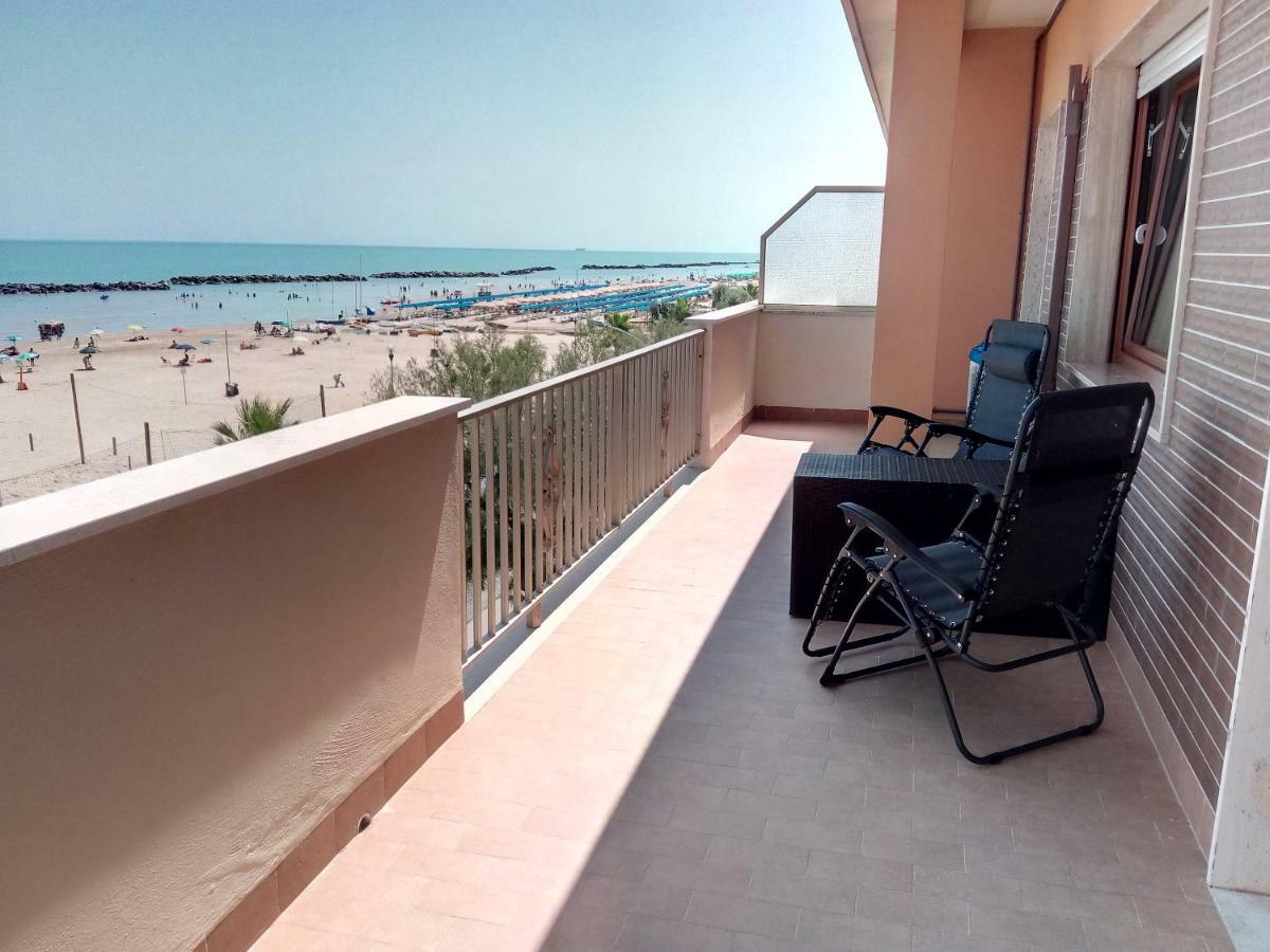Appartamento Alba Rosa Francavilla Al Mare Buitenkant foto